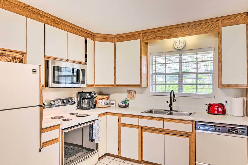 Photo of Kitchen in Perdido Club Cottages