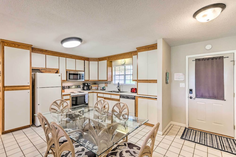 Photo of Kitchen in Perdido Club Cottages