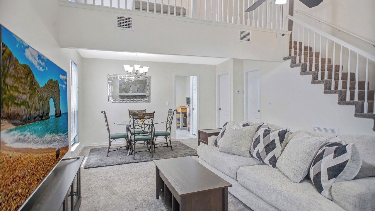 Photo of Livingroom in East Arlington