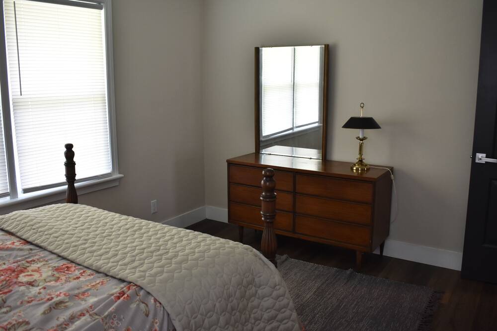 Photo of Bedroom in Waycross