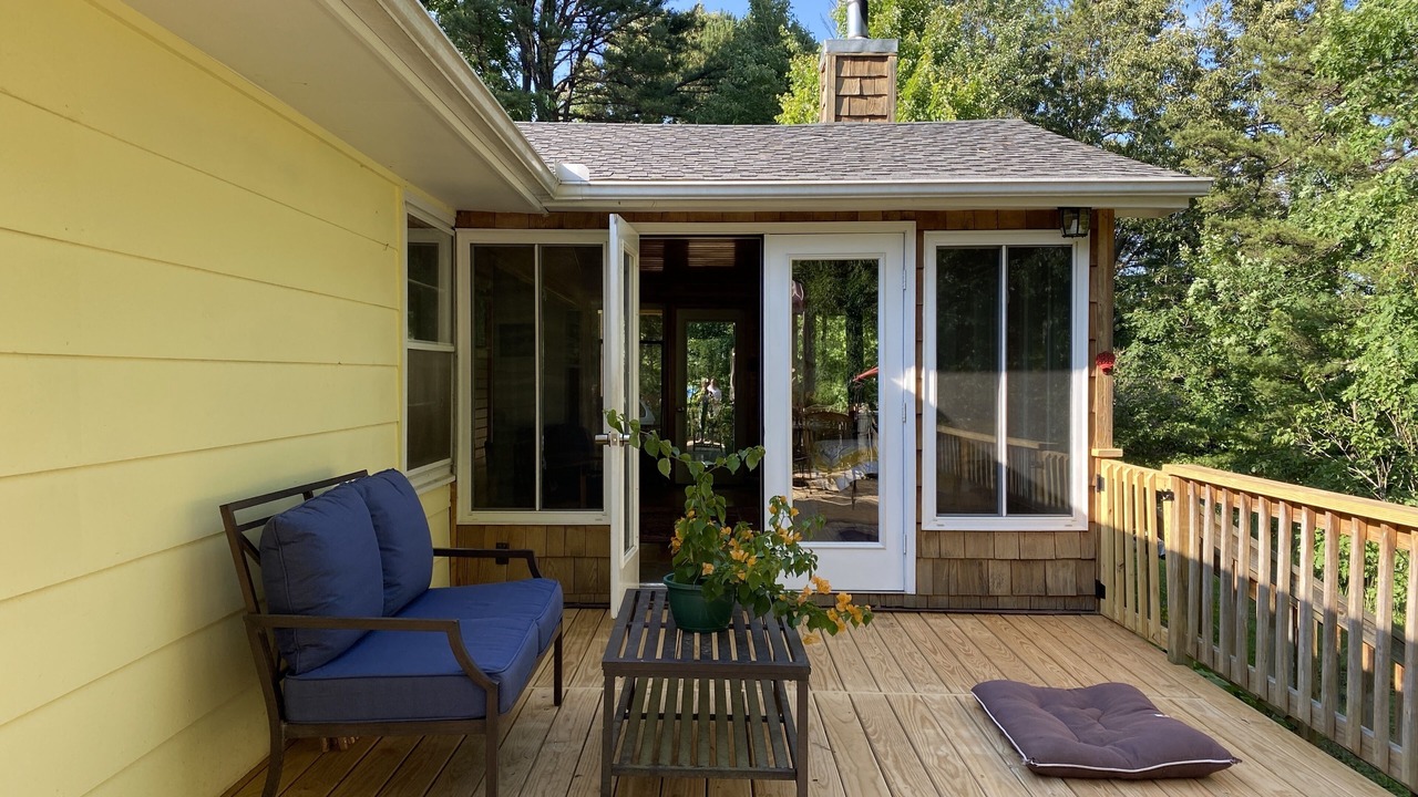 Photo of Patio Balcony in Mars Hill