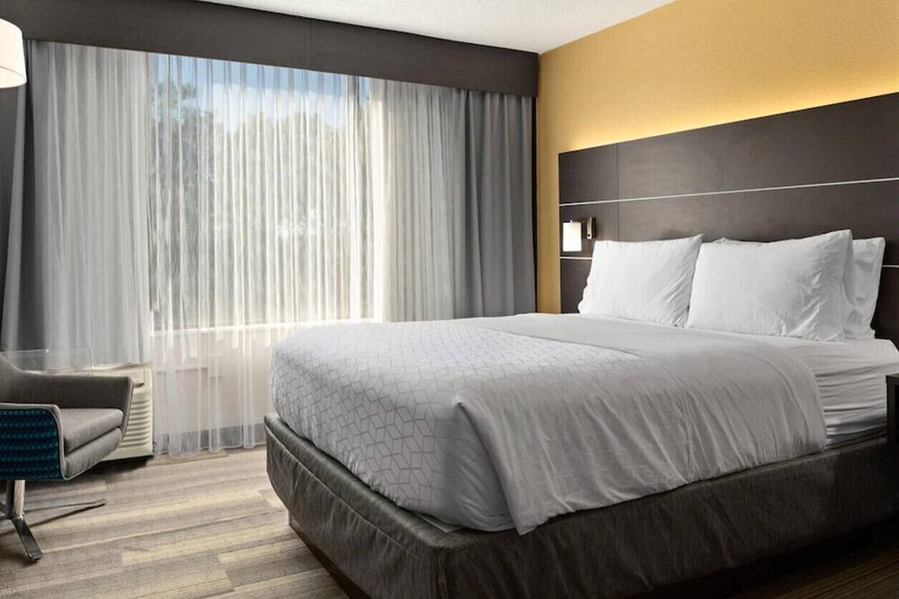 Photo of Bedroom in Town Center