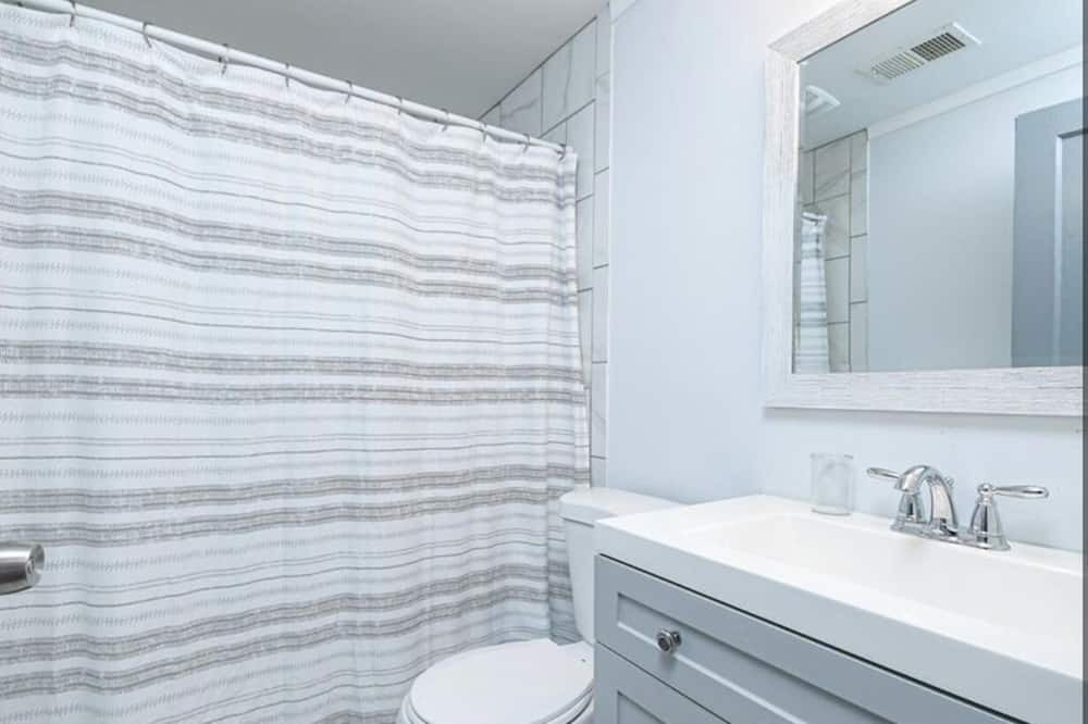 Photo of Bathroom in Browns Mill Park