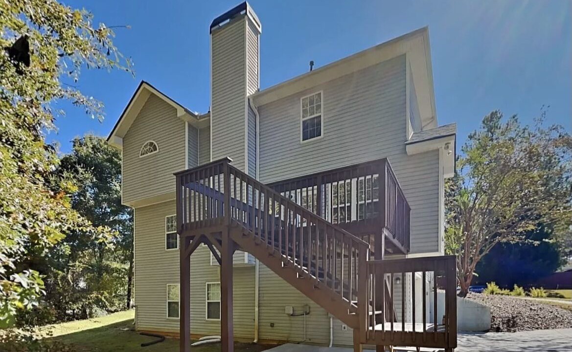 Photo of Outdoor in Powder Springs