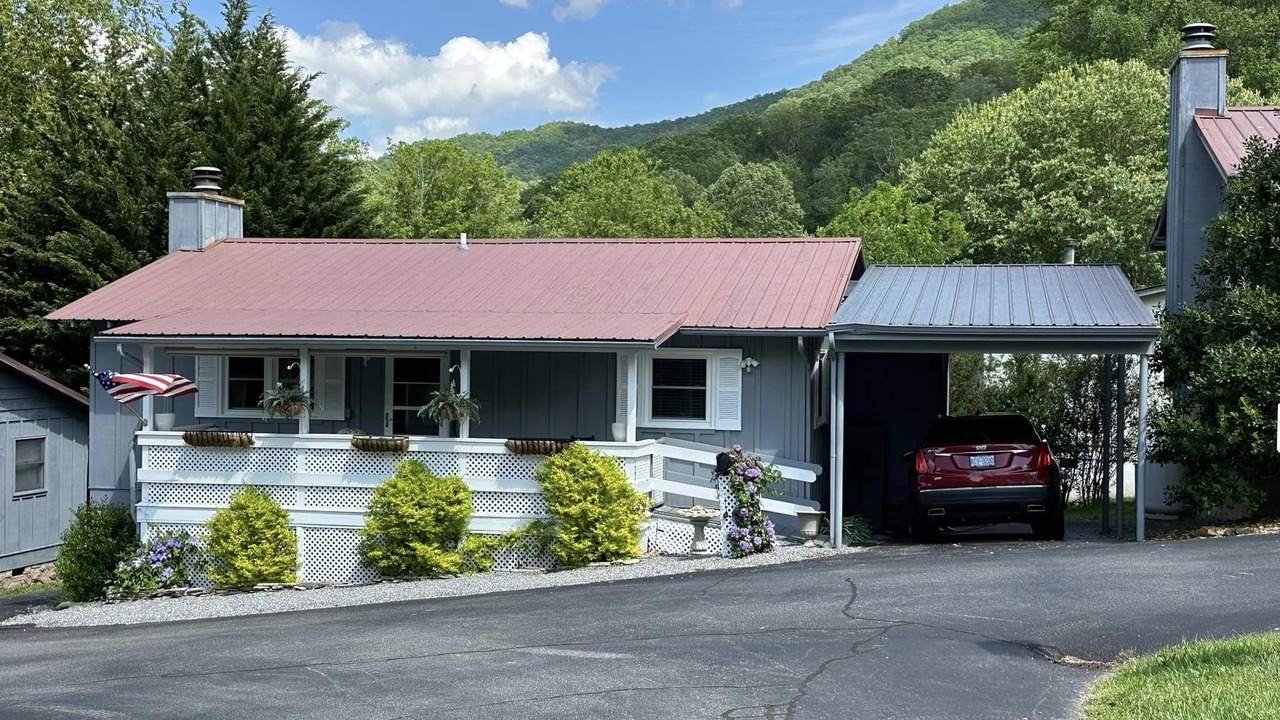 Photo of Outdoor in Maggie Valley