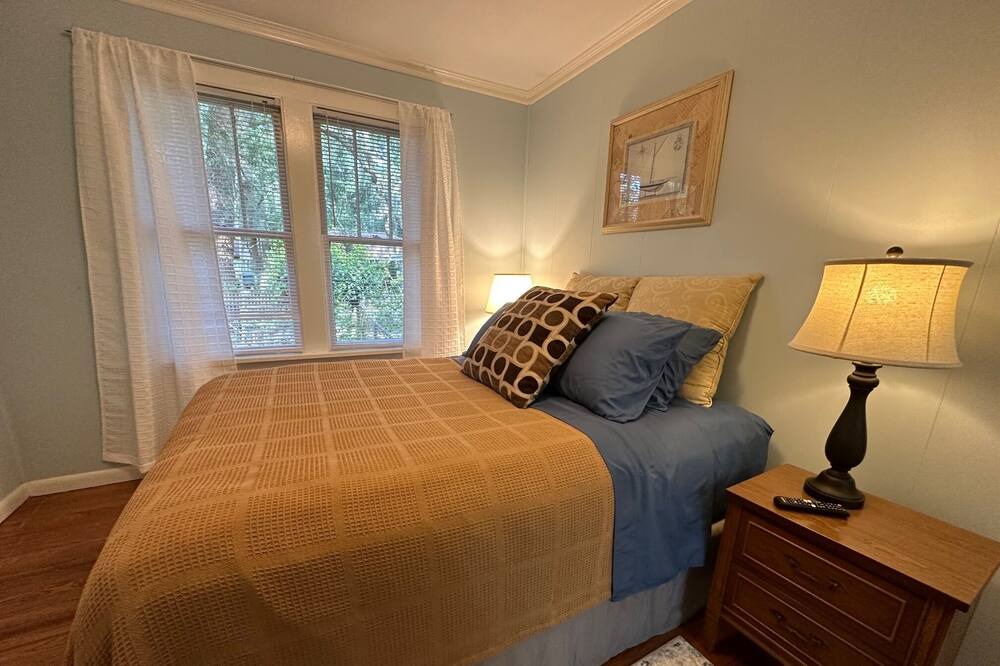 Photo of Bedroom in Ono Island