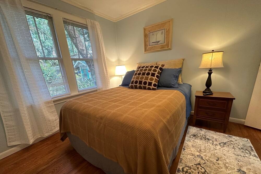 Photo of Bedroom in Ono Island