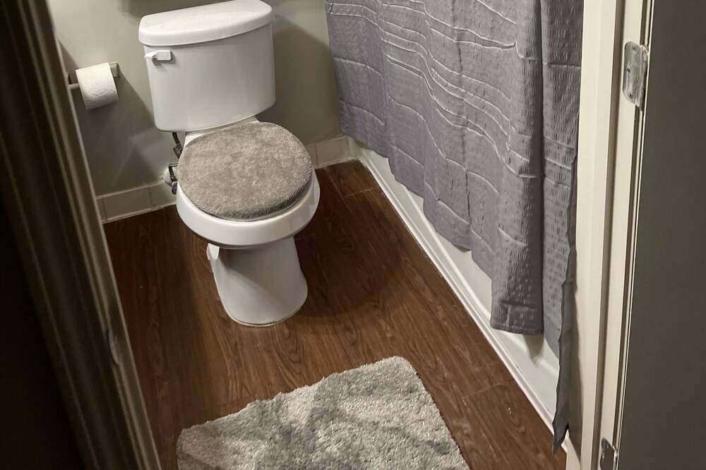 Photo of Bathroom in Crestline Heights