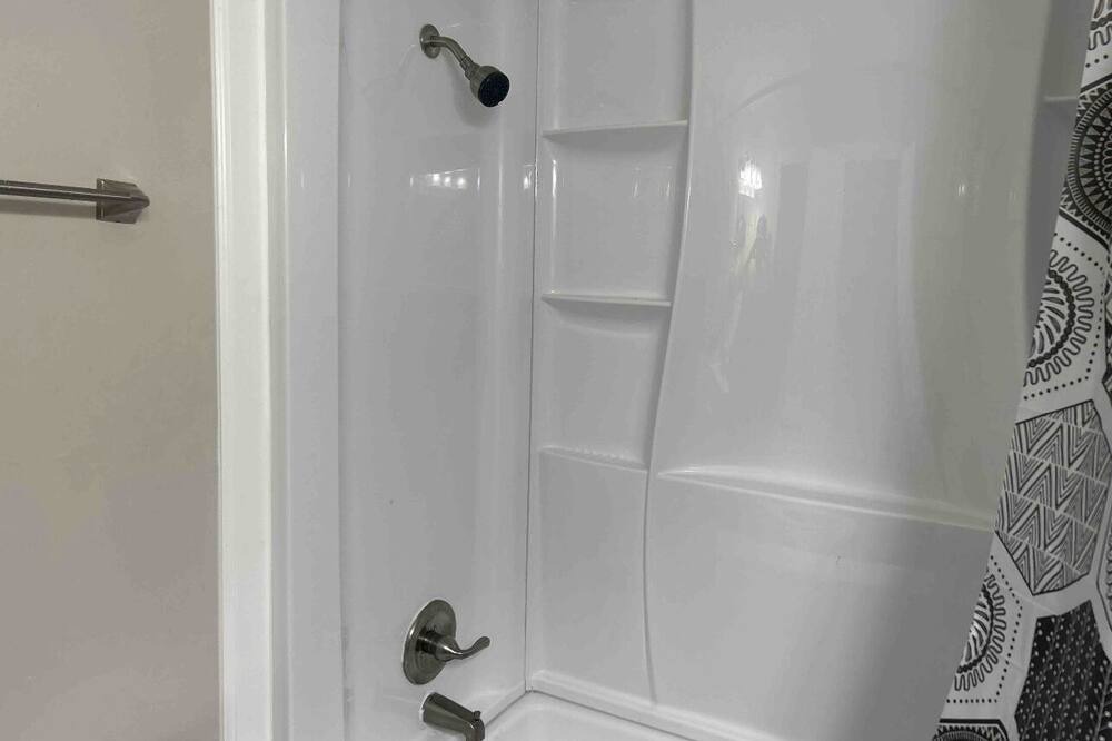 Photo of Bathroom in Forest Park