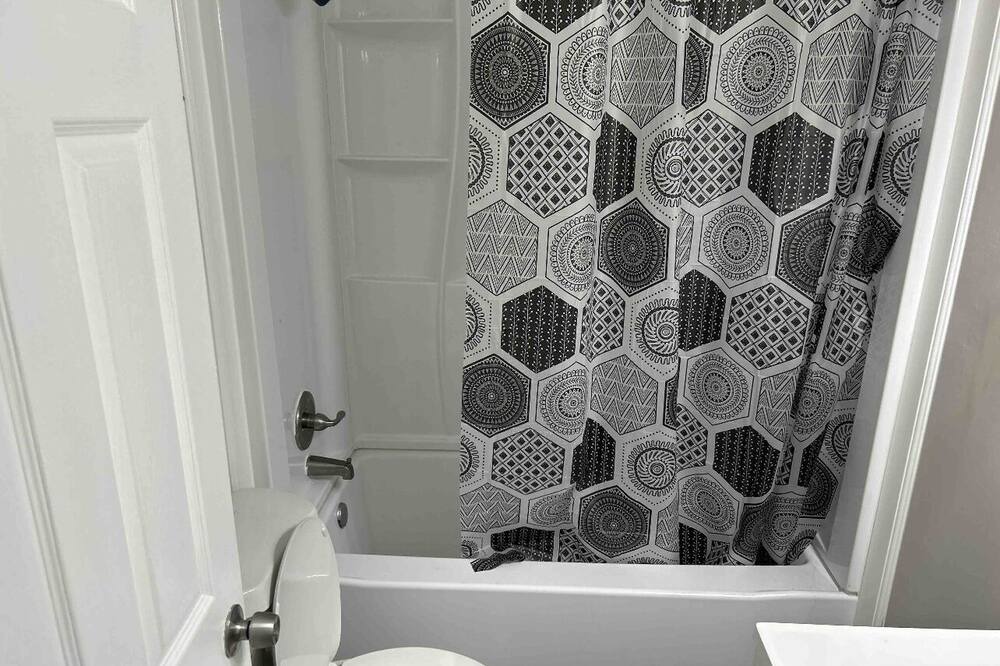Photo of Bathroom in Forest Park