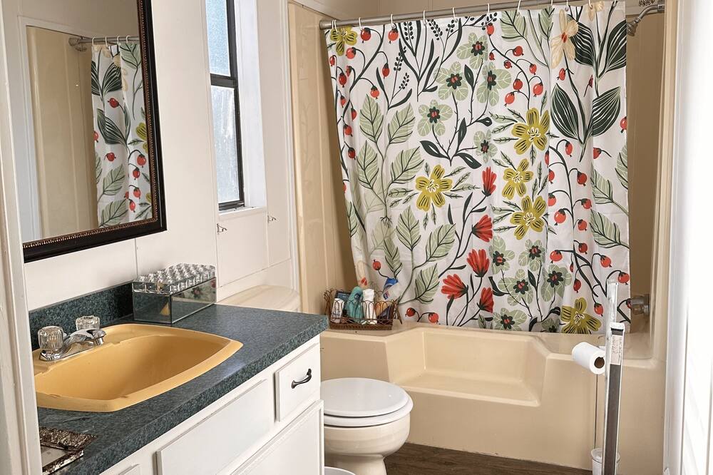 Photo of Bathroom in Macon County