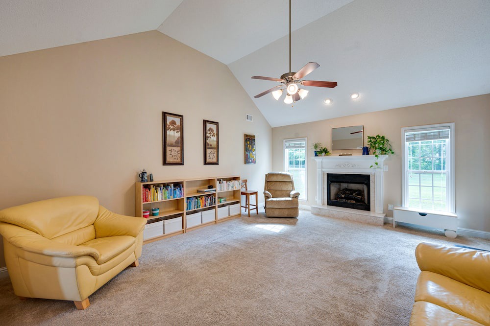 Photo of Livingroom in Macon