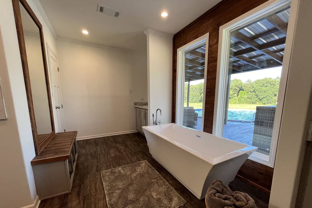 Photo of Bathroom in Norman Park
