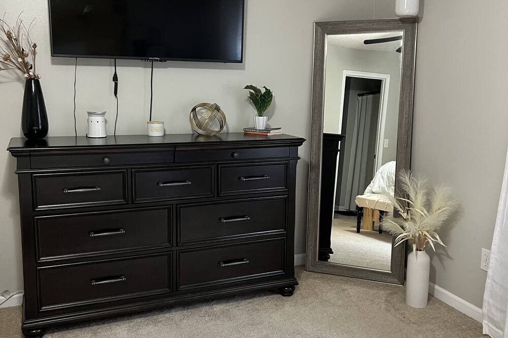 Photo of Bedroom in Alexander City