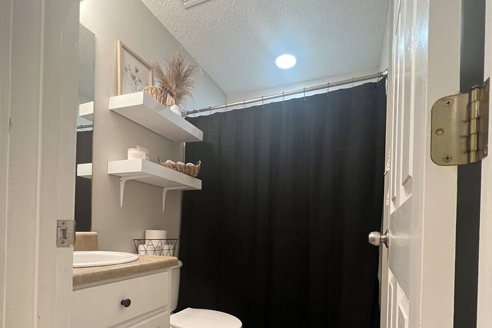 Photo of Bathroom in Alexander City