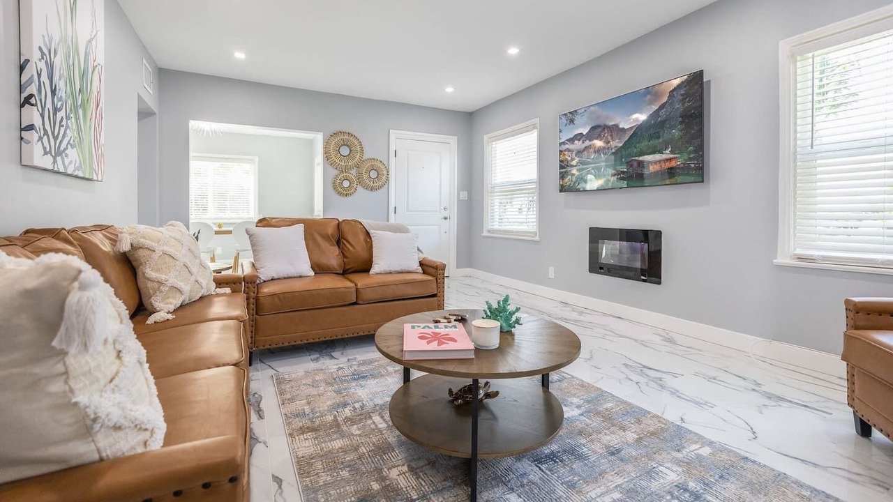 Photo of Livingroom in Parker Ridge