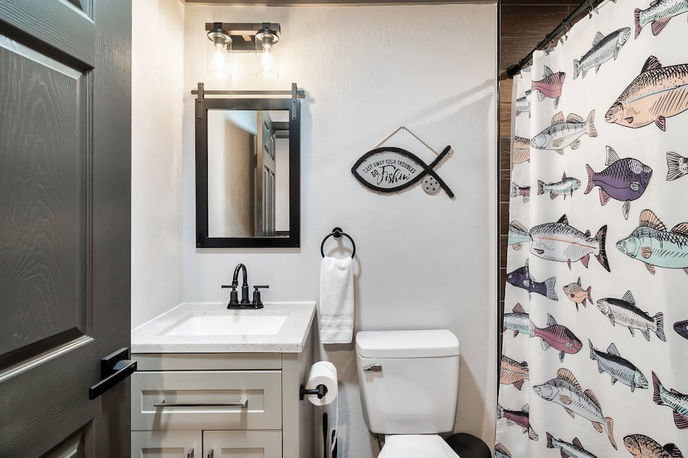 Photo of Bathroom in Dandridge