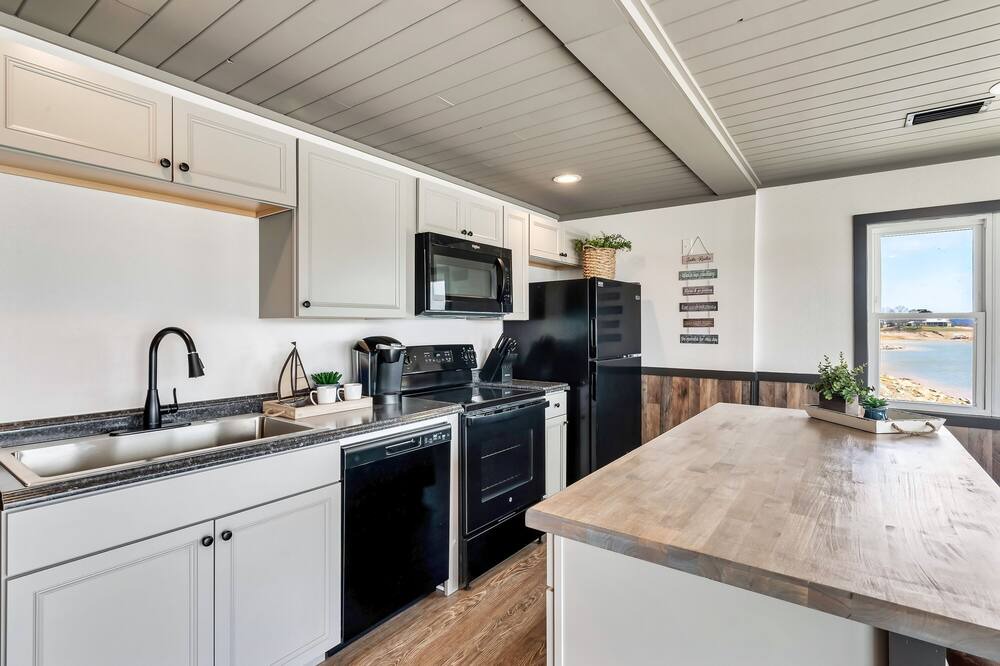 Photo of Kitchen in Dandridge