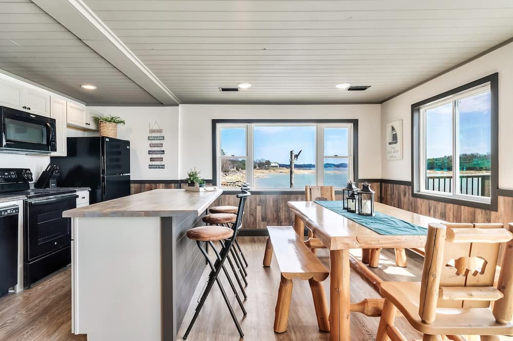 Photo of Kitchen in Dandridge