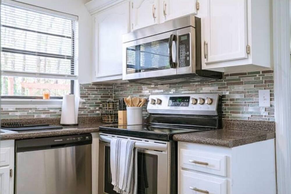 Photo of Kitchen in Hinesville