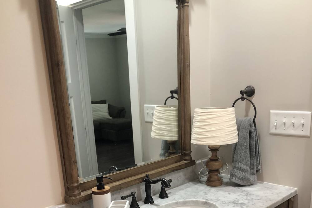 Photo of Bathroom in Albany