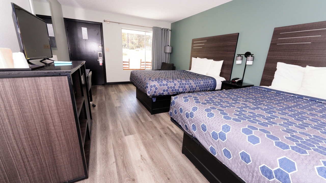 Photo of Bedroom in Maggie Valley