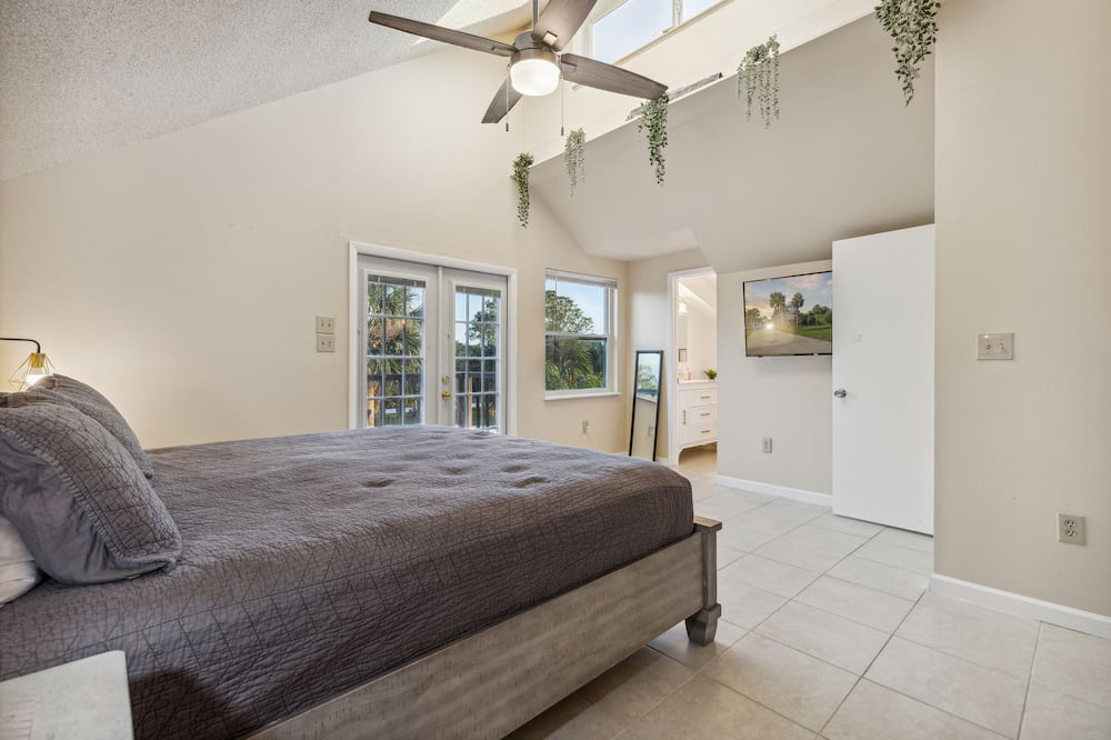 Photo of Bedroom in Cocoa