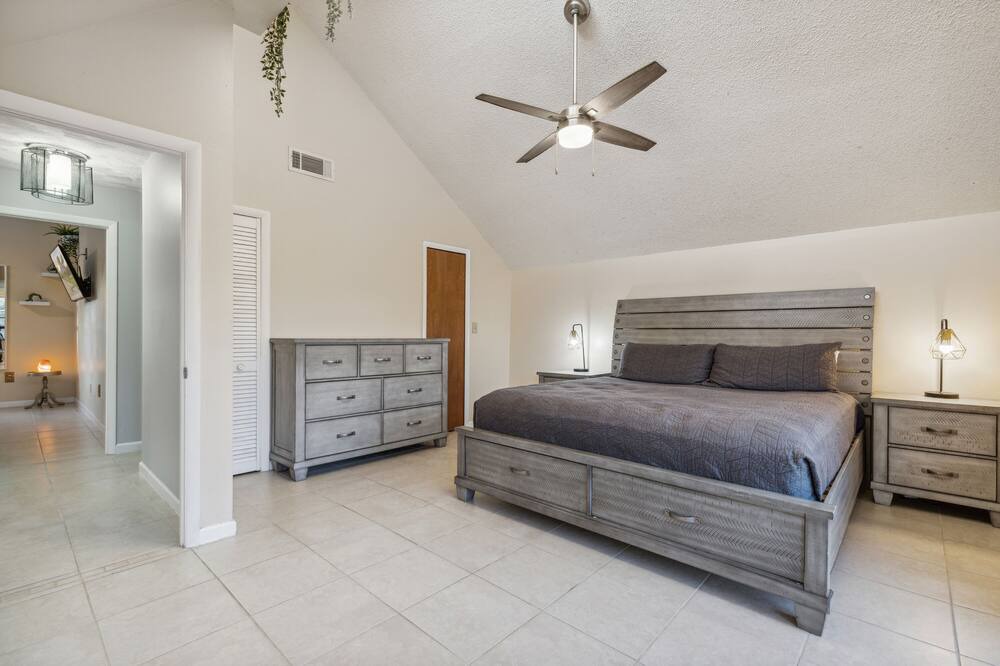 Photo of Bedroom in Cocoa
