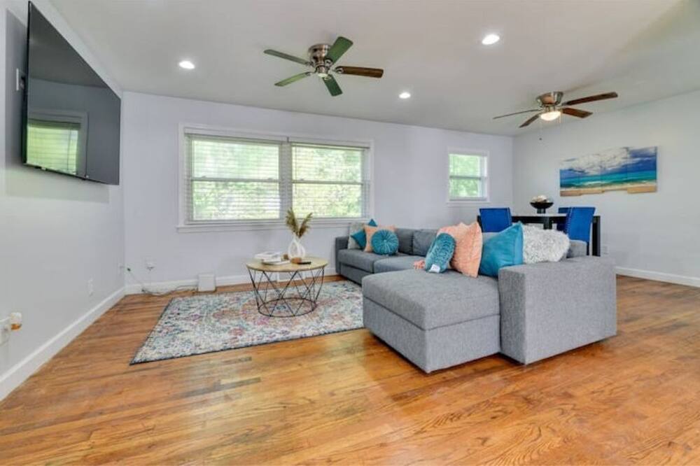 Photo of Livingroom in East Point