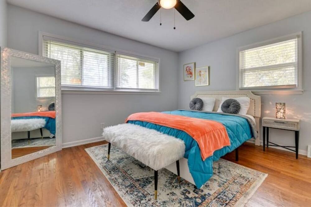 Photo of Bedroom in East Point