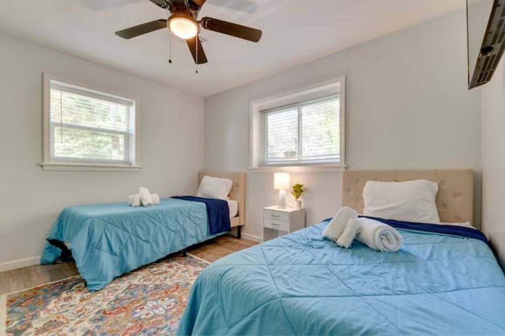 Photo of Bedroom in East Point