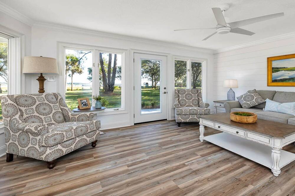 Photo of Livingroom in Brunswick