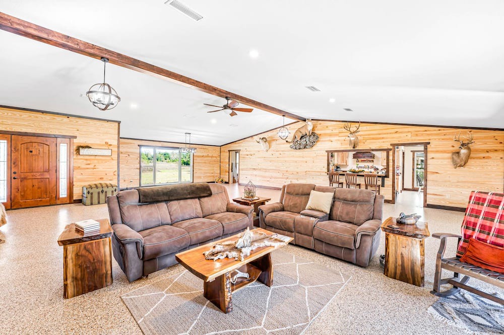 Photo of Livingroom in Cottondale