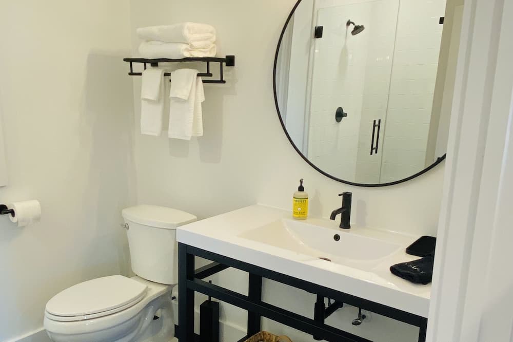 Photo of Bathroom in West Ashley