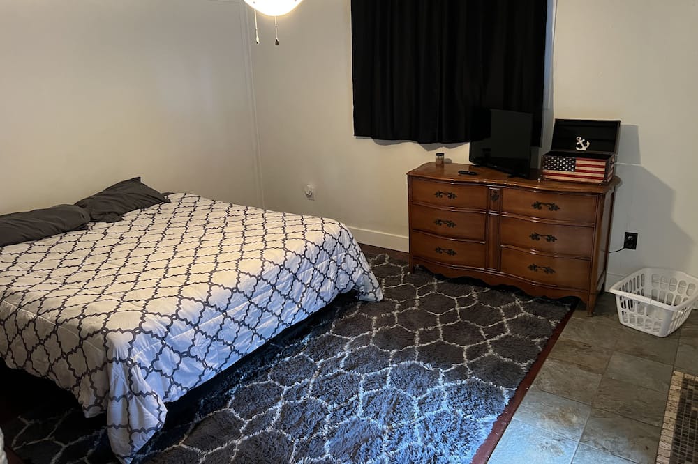 Photo of Bedroom in New Market