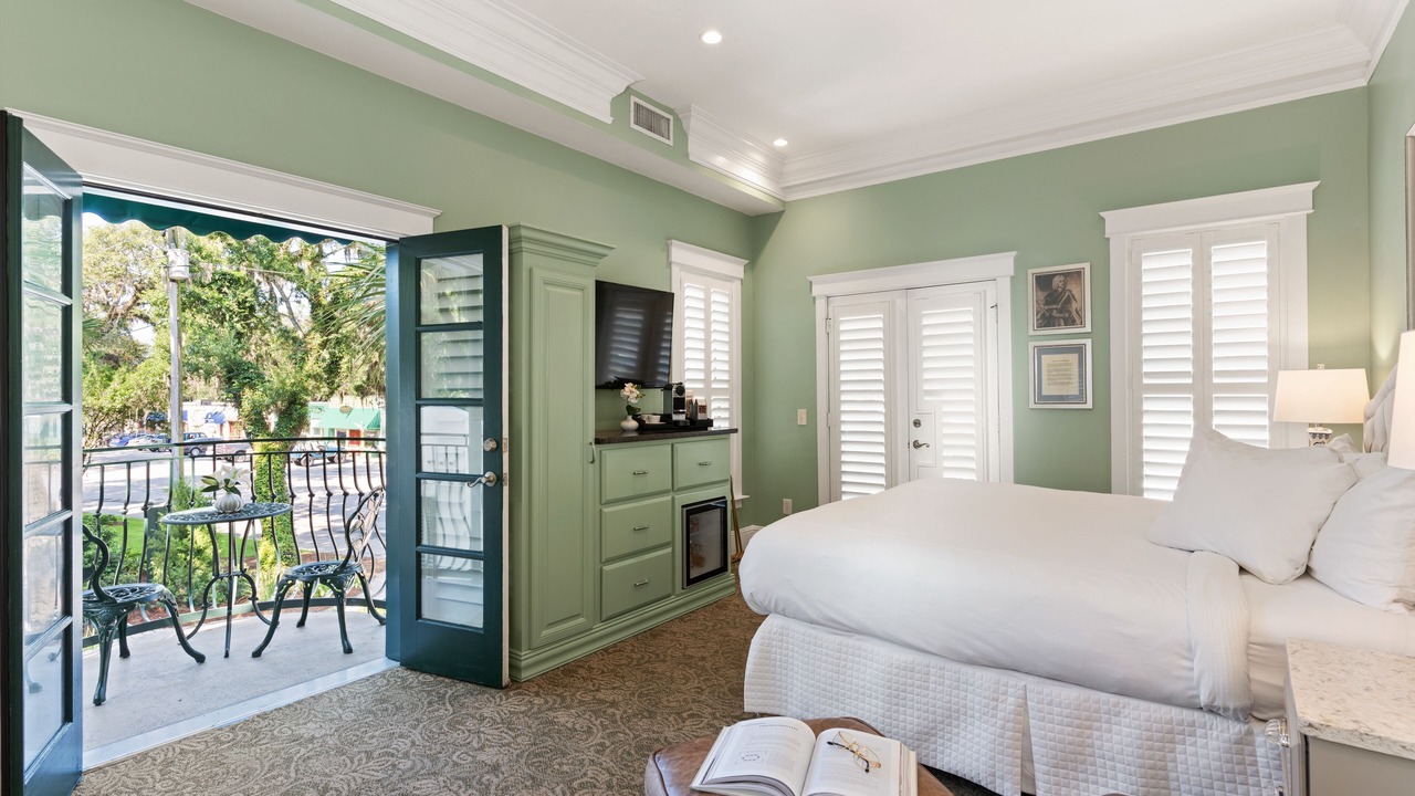 Photo of Bedroom in Saint Simons Island