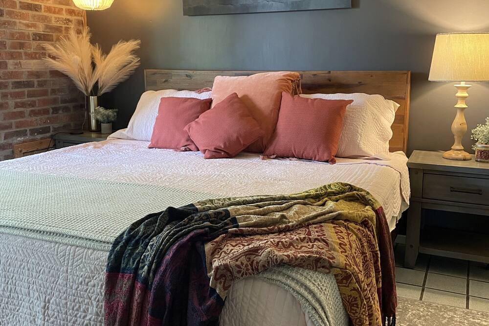 Photo of Bedroom in Lake Toxaway