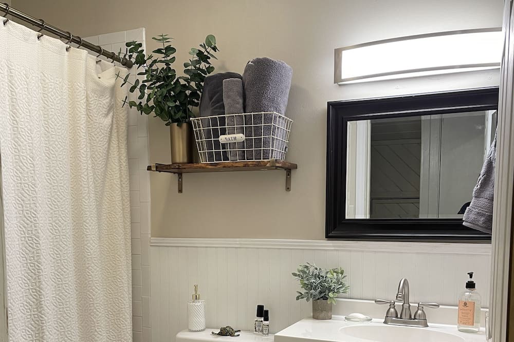 Photo of Bathroom in Lake Toxaway