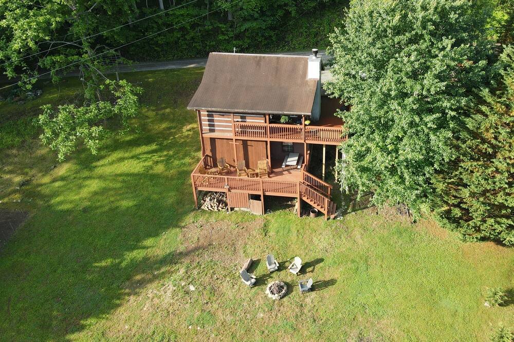 Photo of Outdoor in Cosby