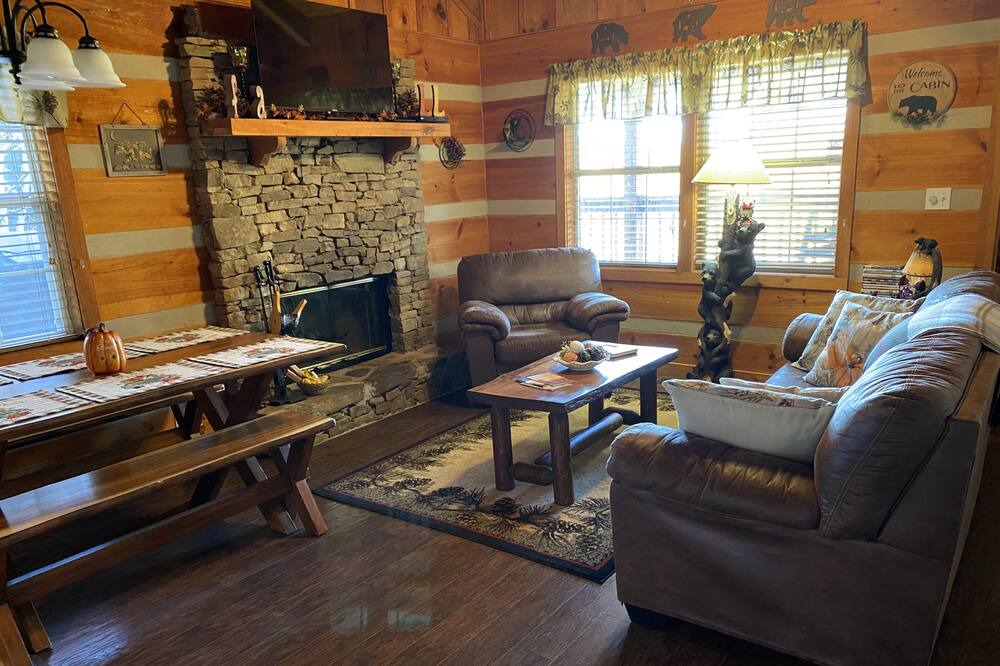 Photo of Livingroom in Cosby