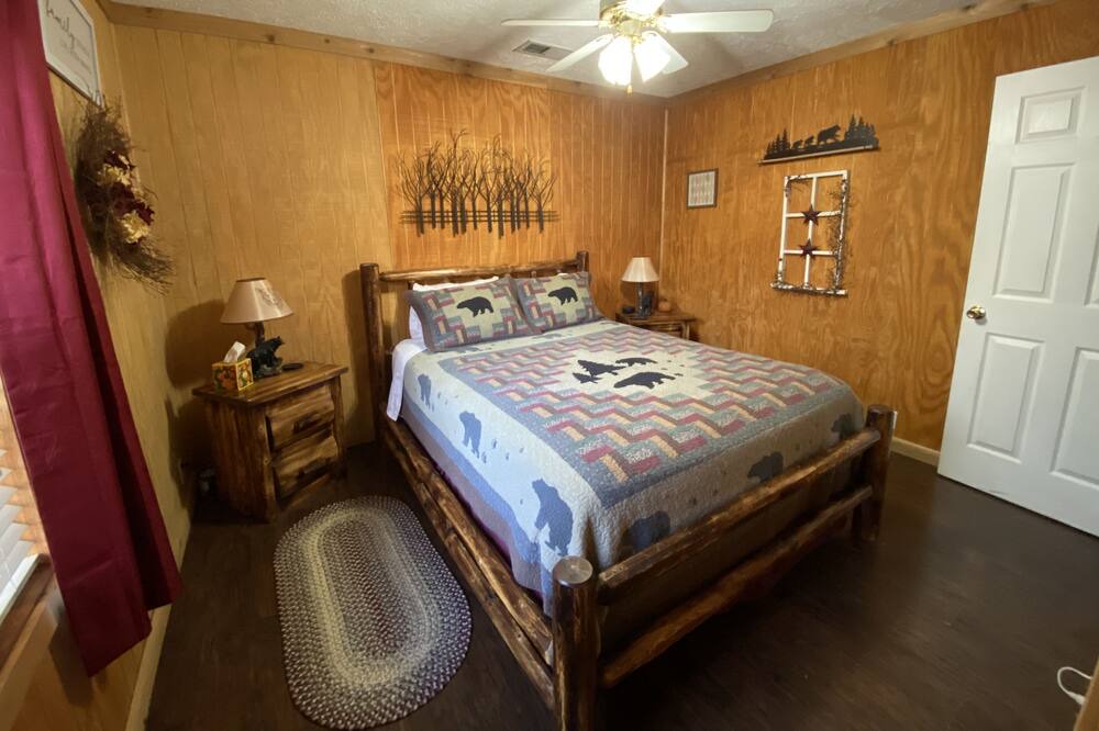 Photo of Bedroom in Cosby