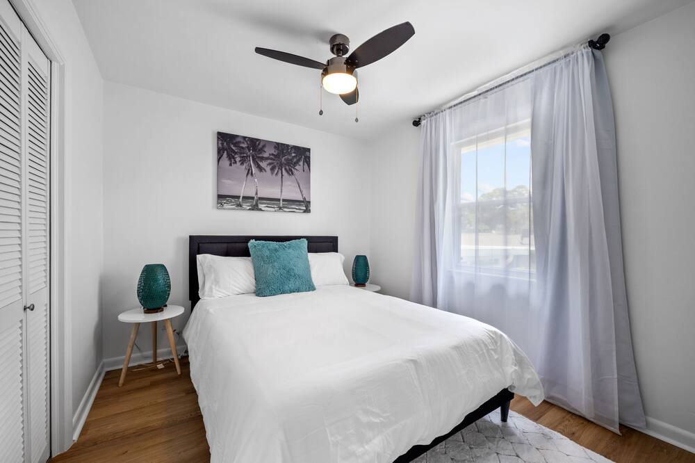 Photo of Bedroom in St. Johns Bluff