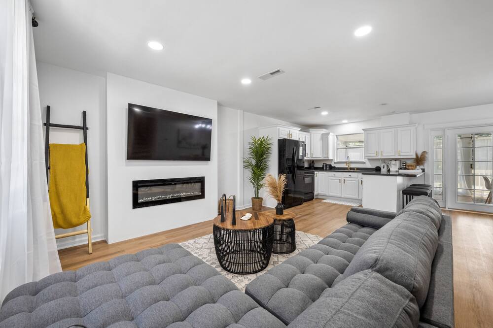 Photo of Livingroom in St. Johns Bluff
