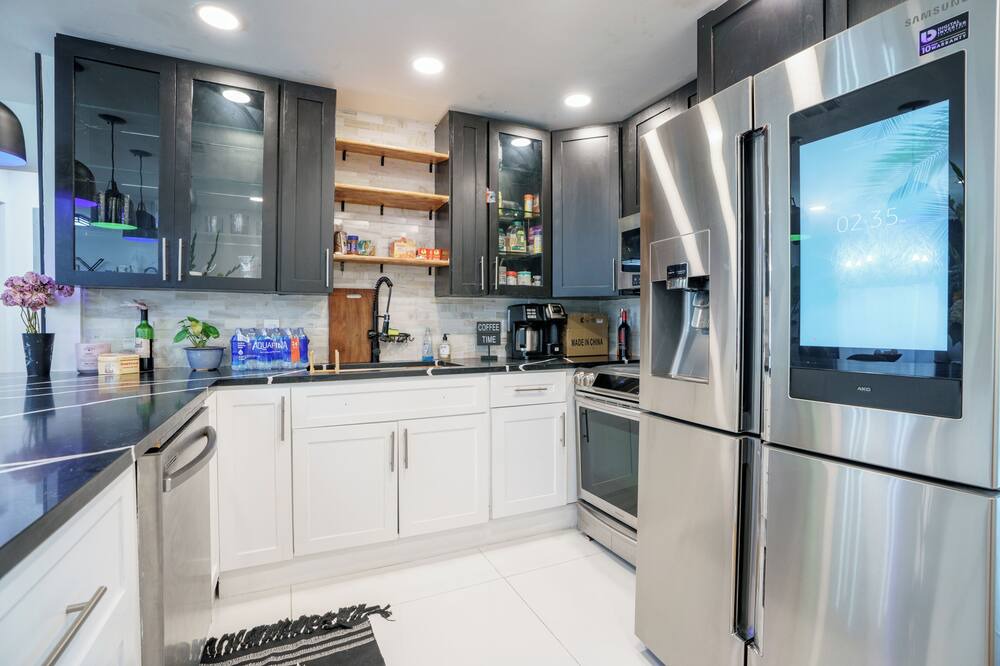 Photo of Kitchen in North Central Hollywood