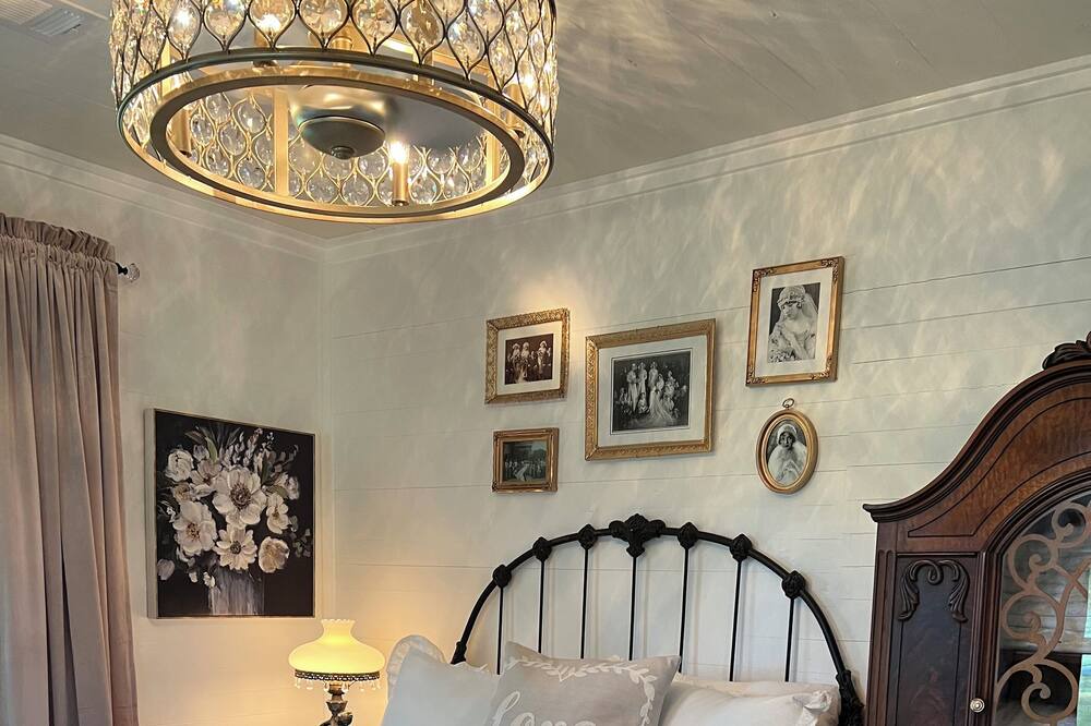 Photo of Bedroom in Kiln