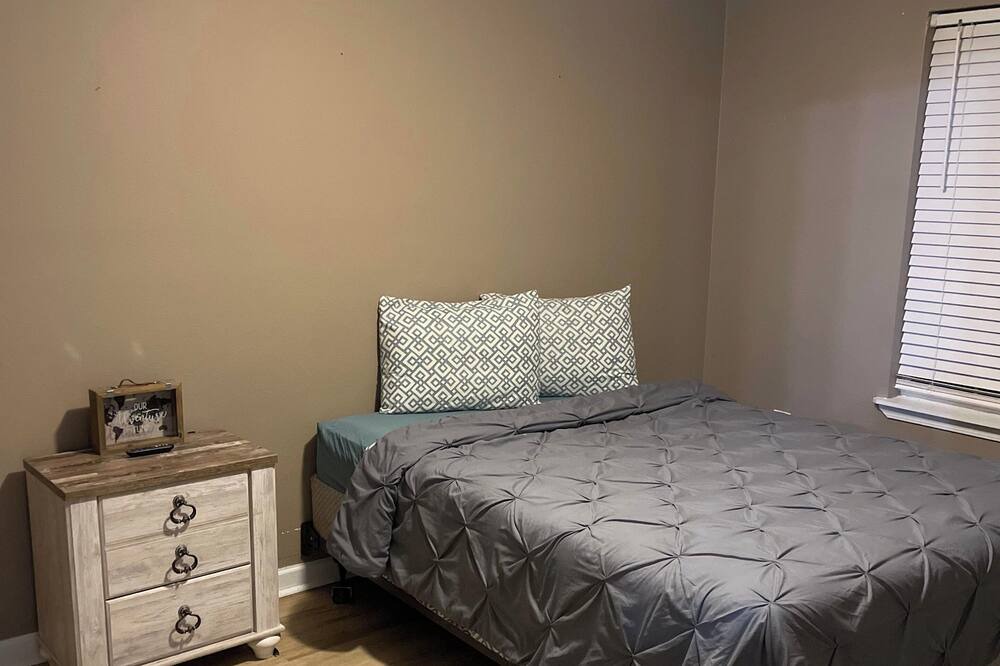 Photo of Bedroom in North Northwest Pensacola