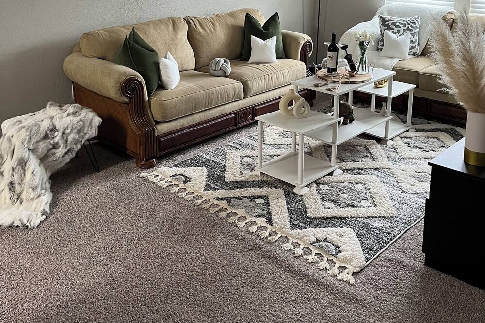 Photo of Livingroom in Town Center
