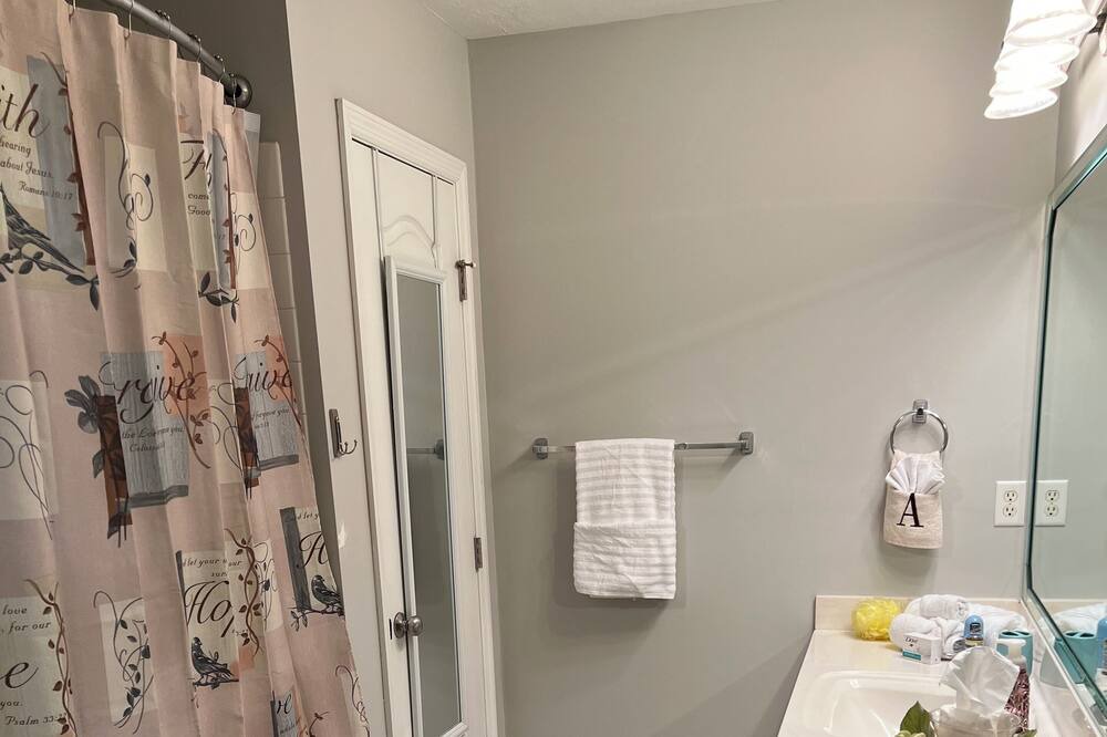 Photo of Bathroom in Grovetown