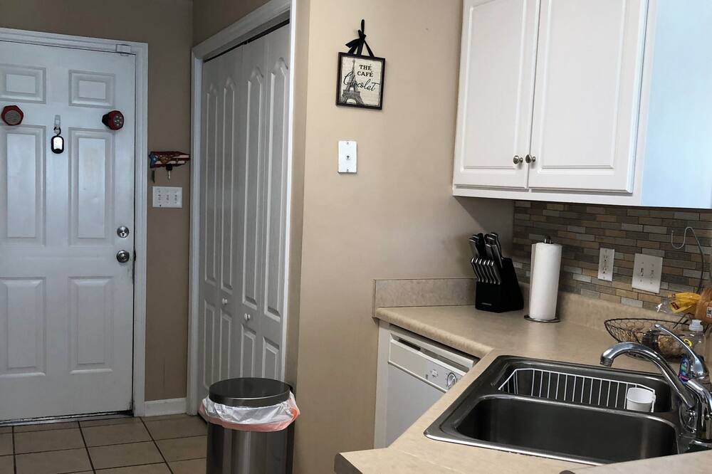 Photo of Kitchen in Grovetown
