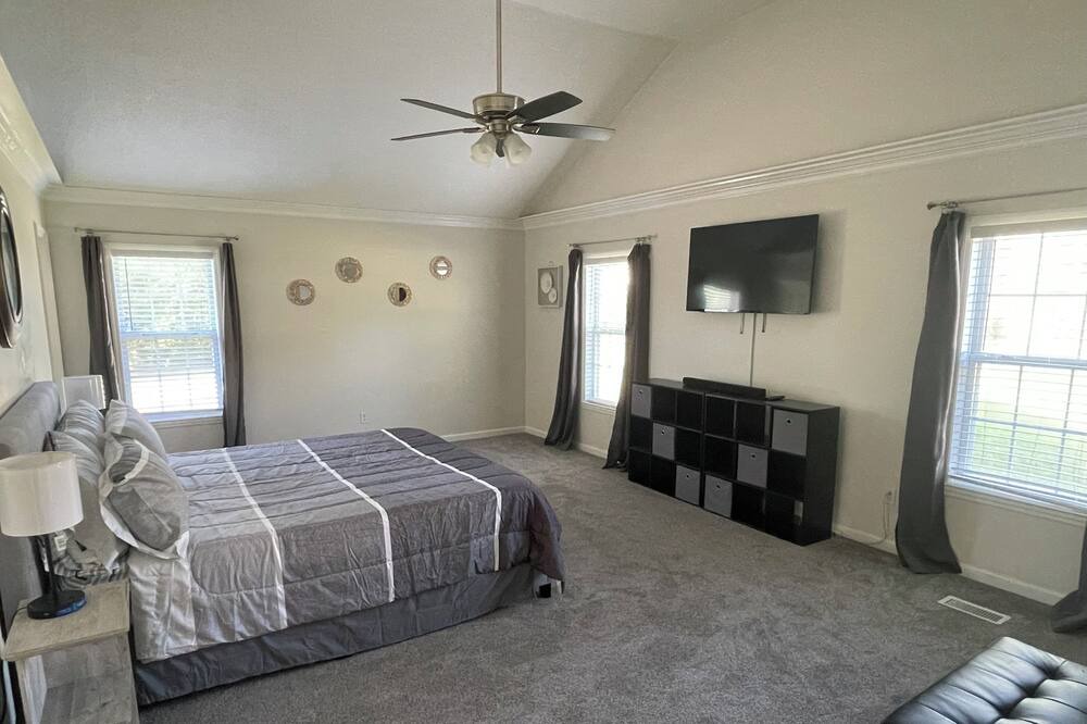 Photo of Bedroom in Harvest